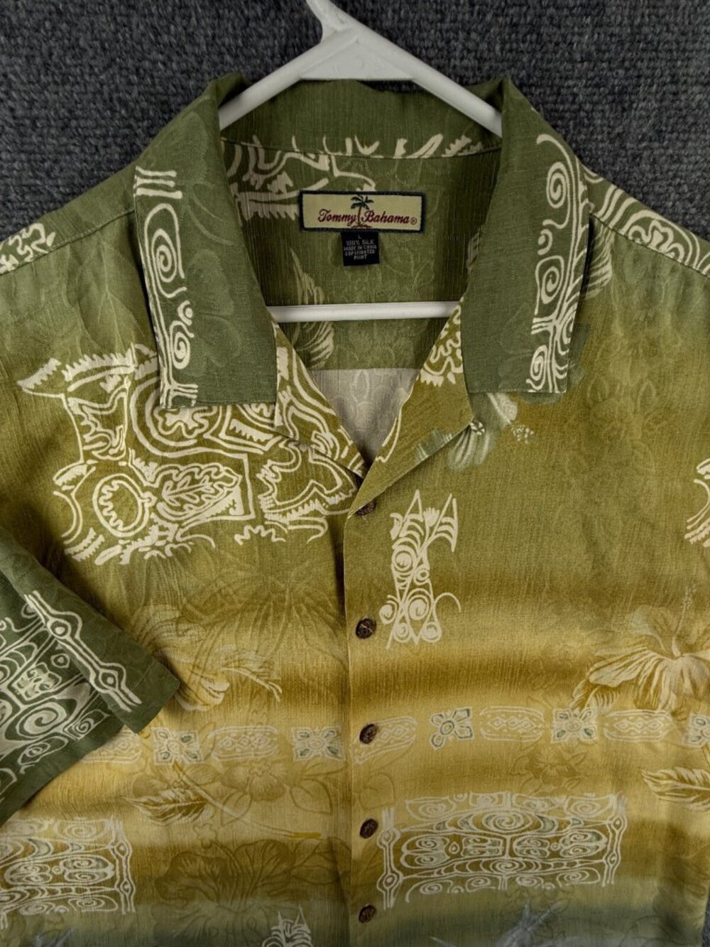 Tommy Bahama Silk Green Yellow Floral Large Button Up Shirt Camp Hawaii Tiki